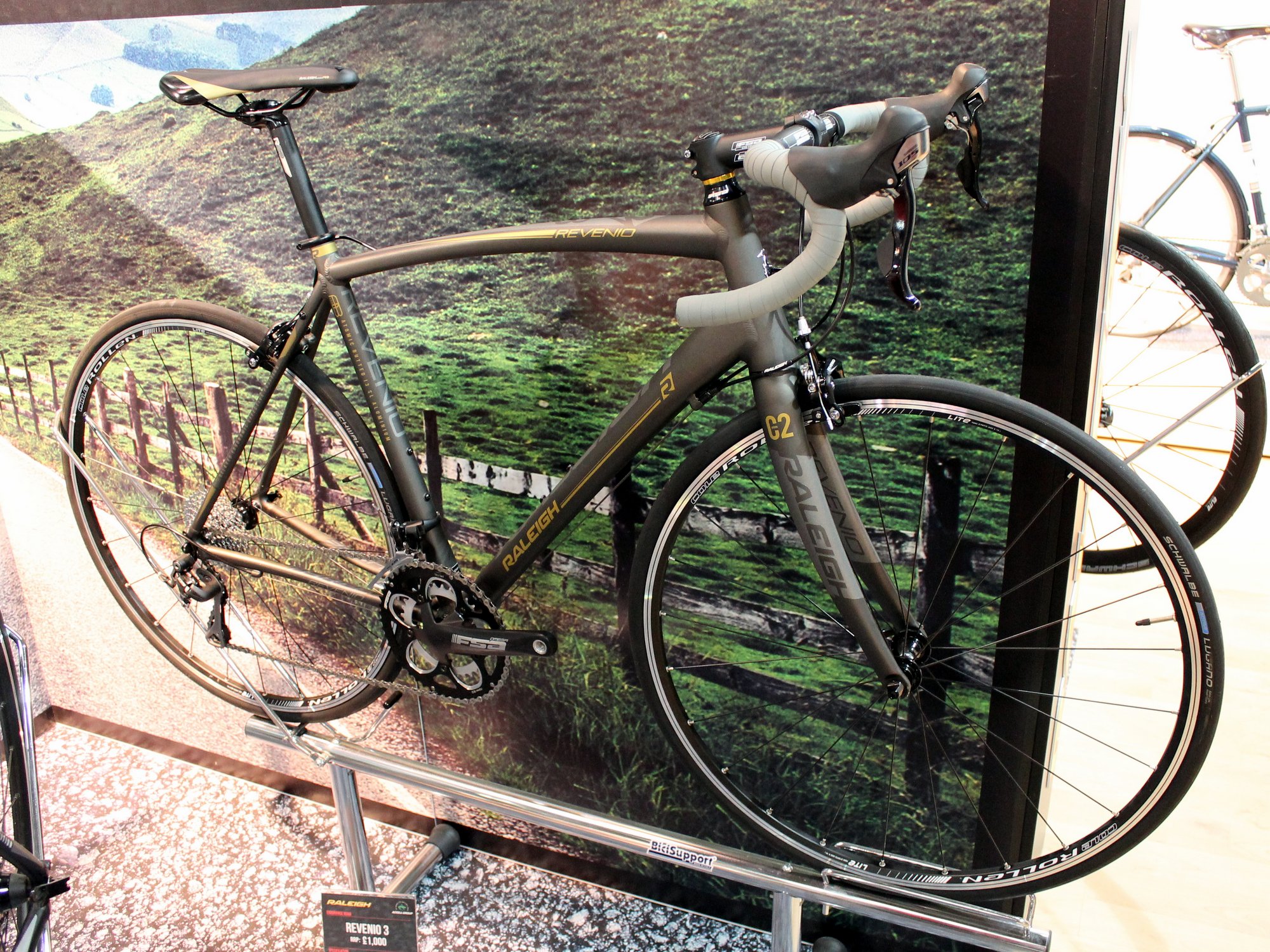 raleigh revenio 2 disc