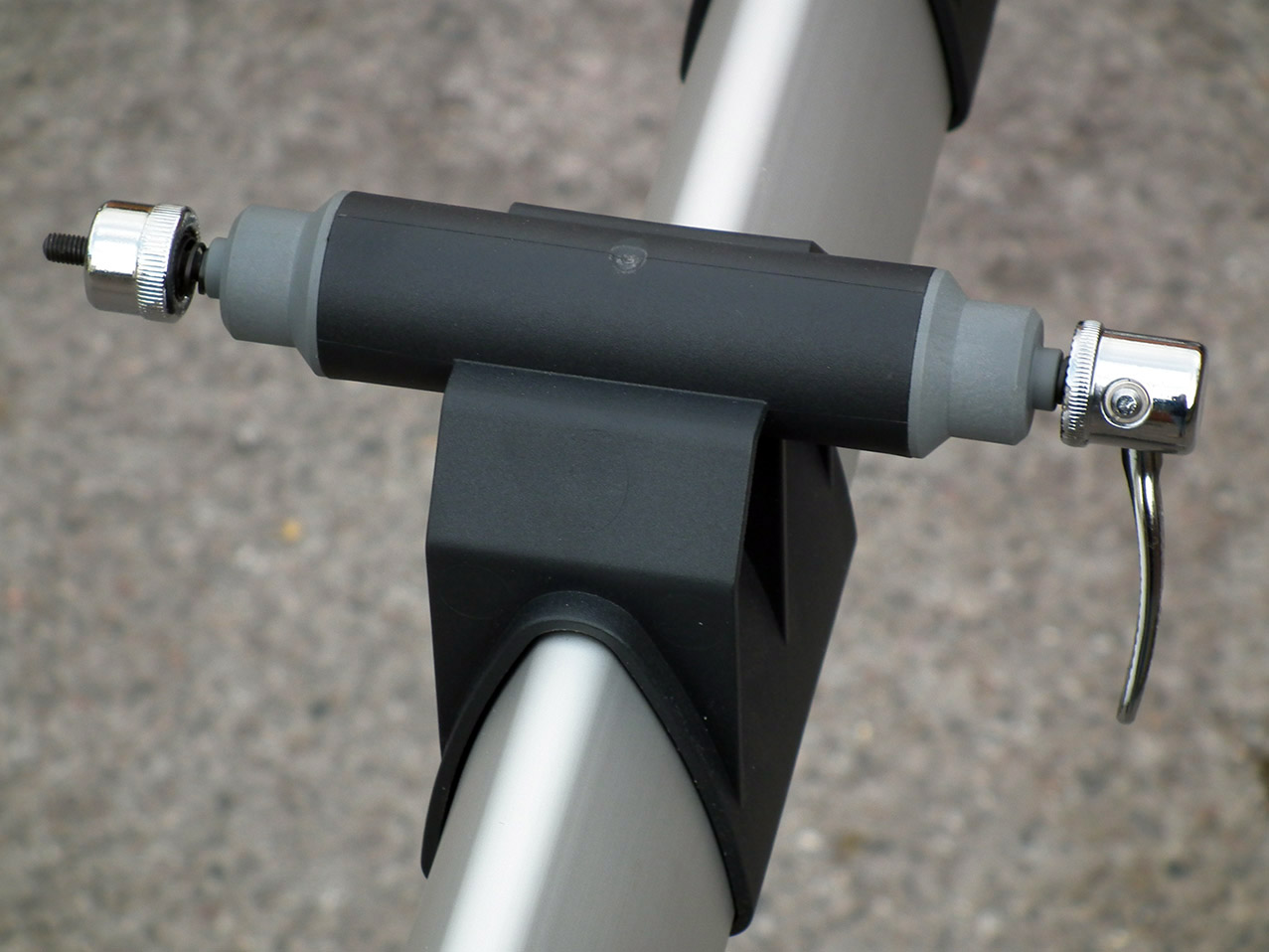 tacx workstand thru axle adapter