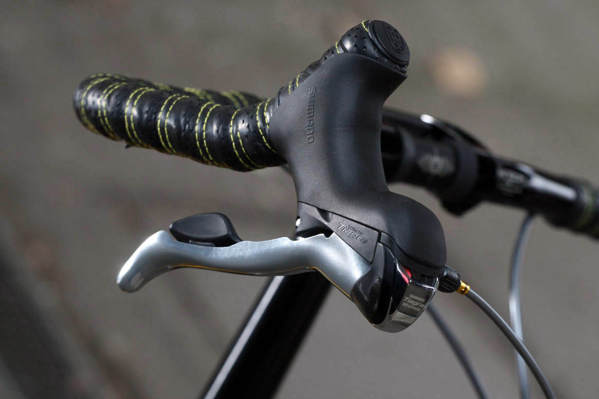 bullhorn handlebars with shifters