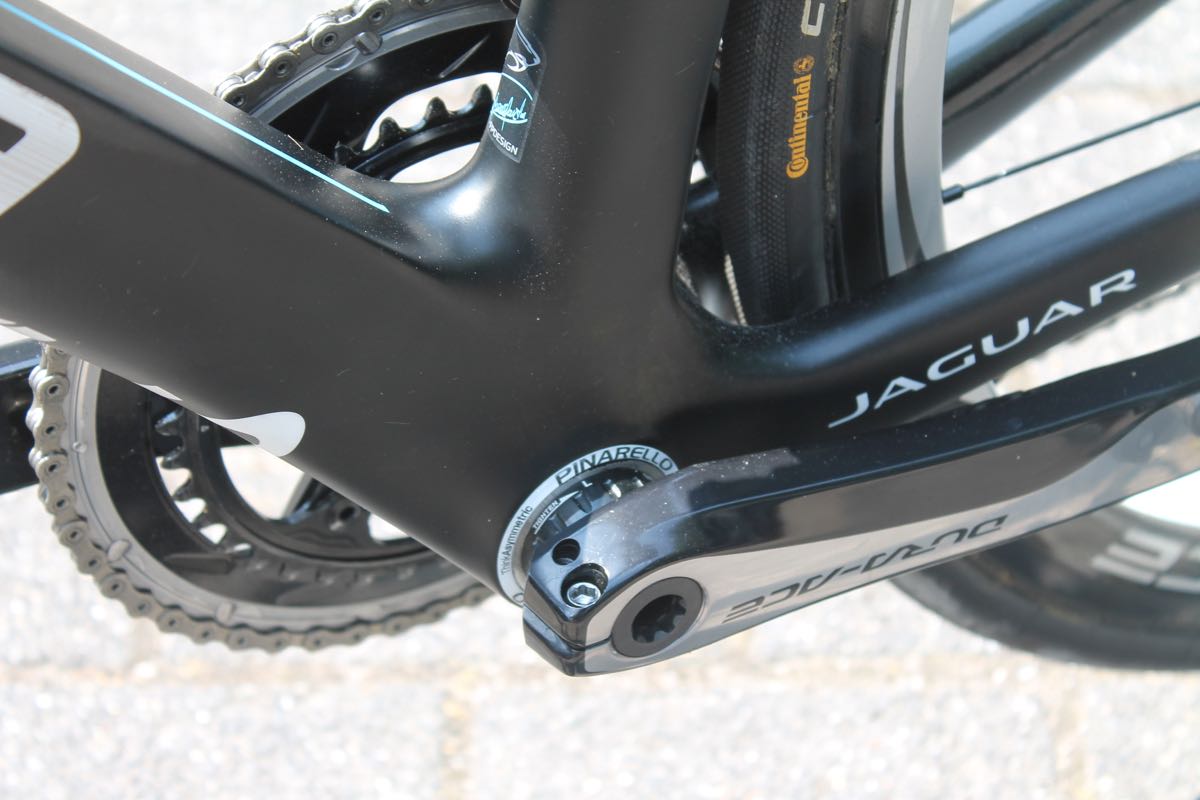 pinarello dogma bottom bracket