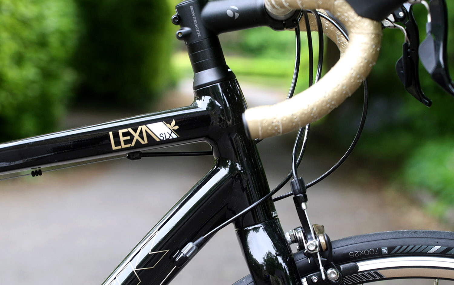 trek lexa slx road bike