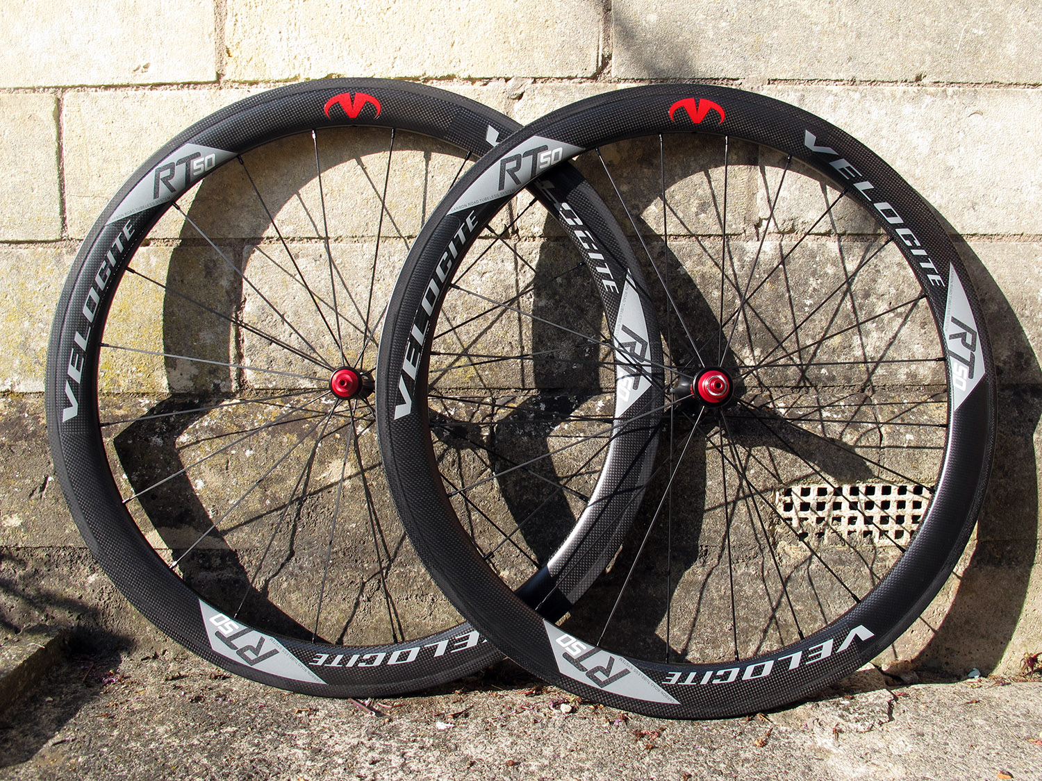 tubeless carbon wheels