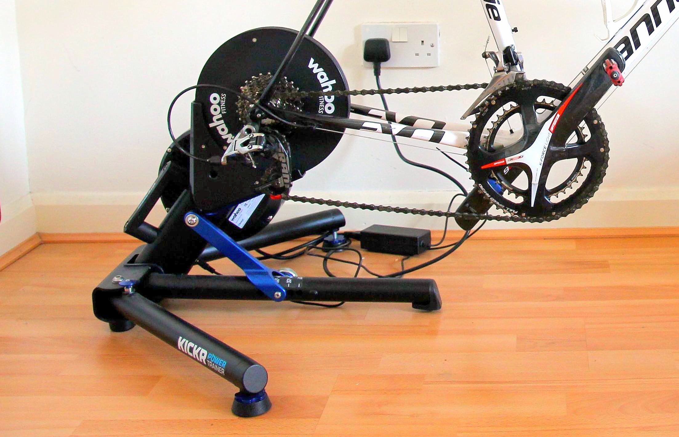 wahoo fitness kickr 4.0 smart bike trainer