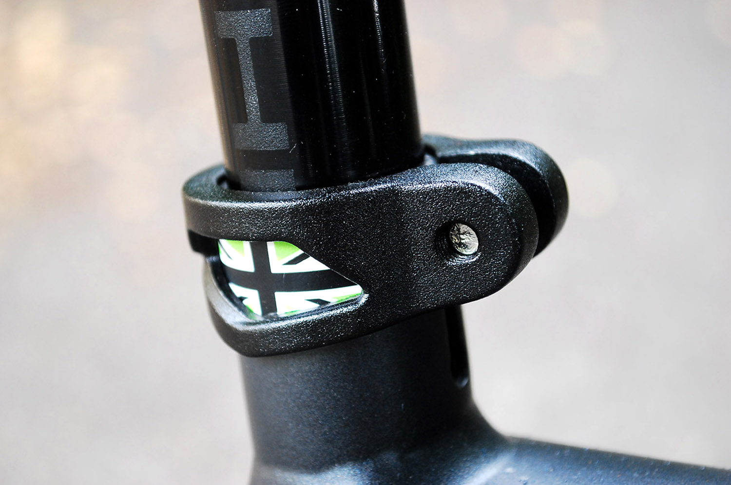 whyte seatpost clamp fixed