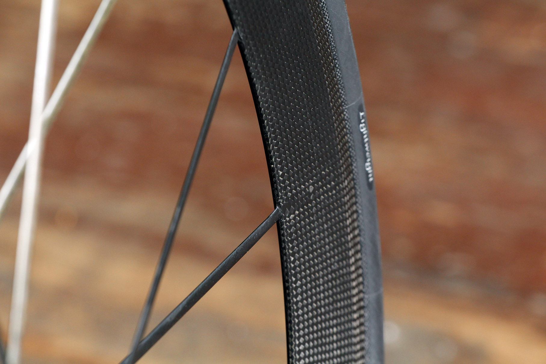 lightest clincher tyres