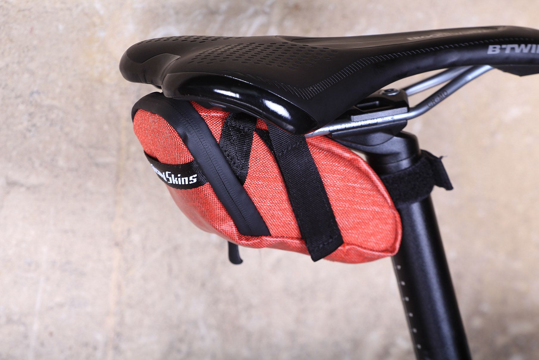 lizard skins super cache saddle bag