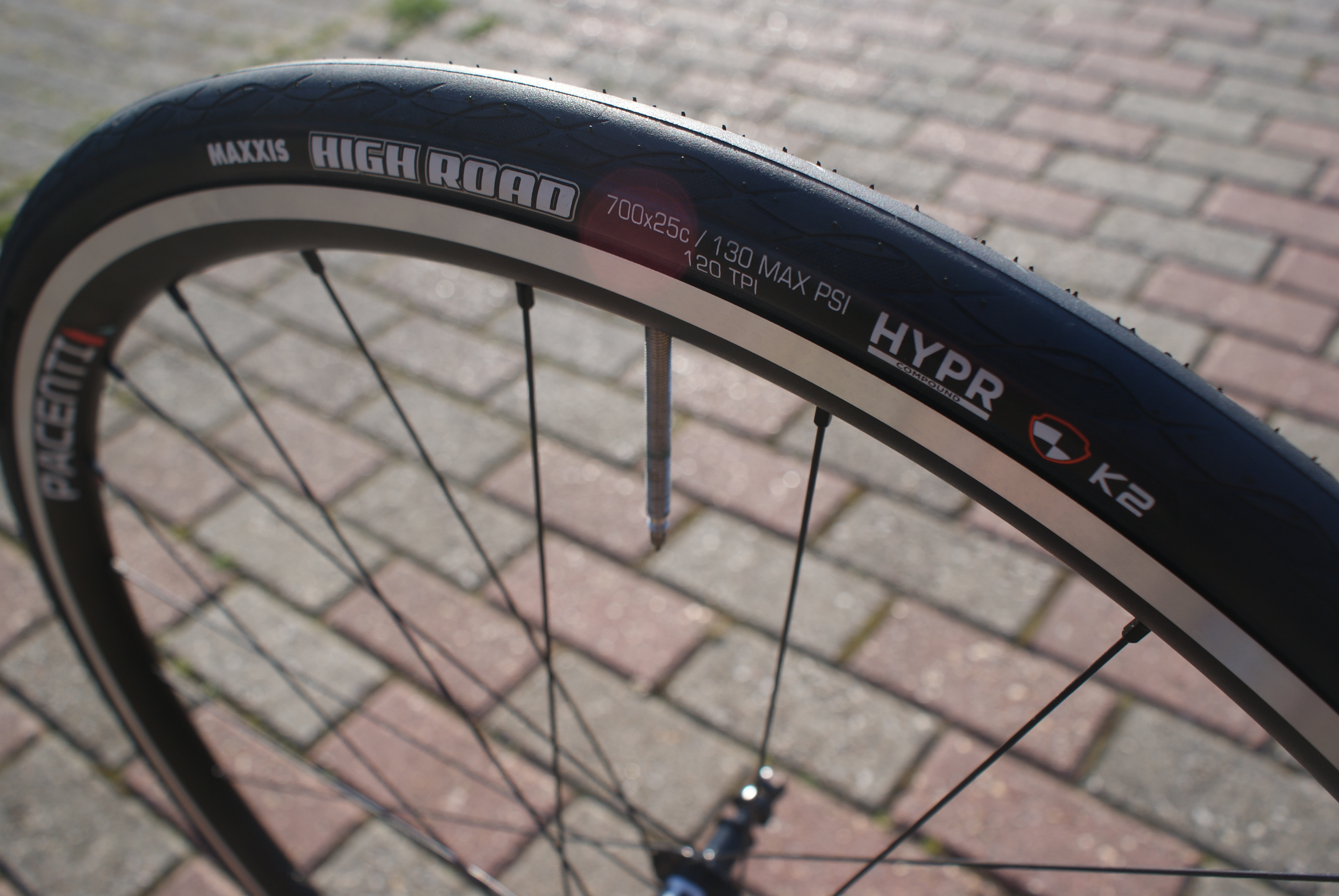 maxxis tubeless tyres