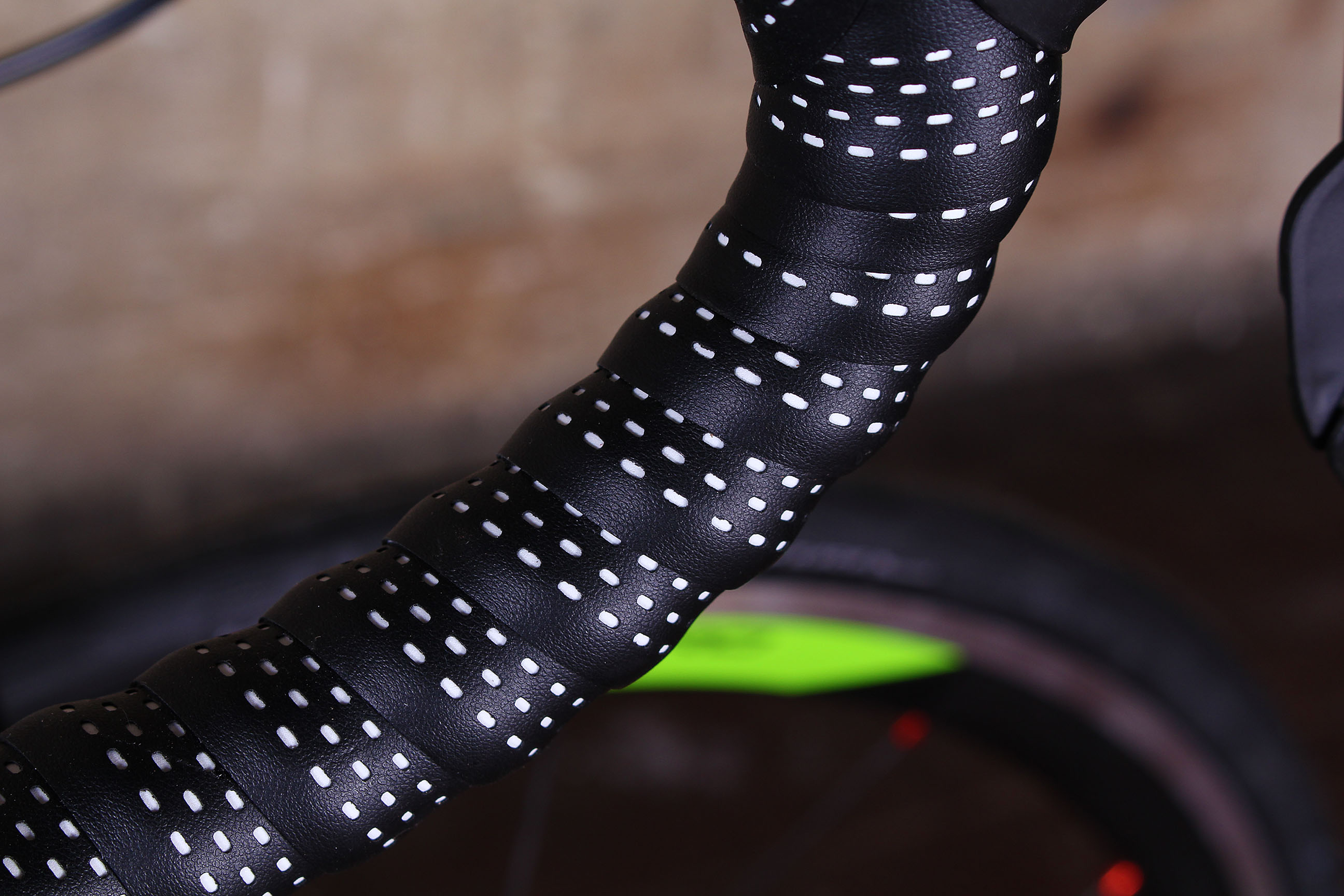 merida dots bar tape