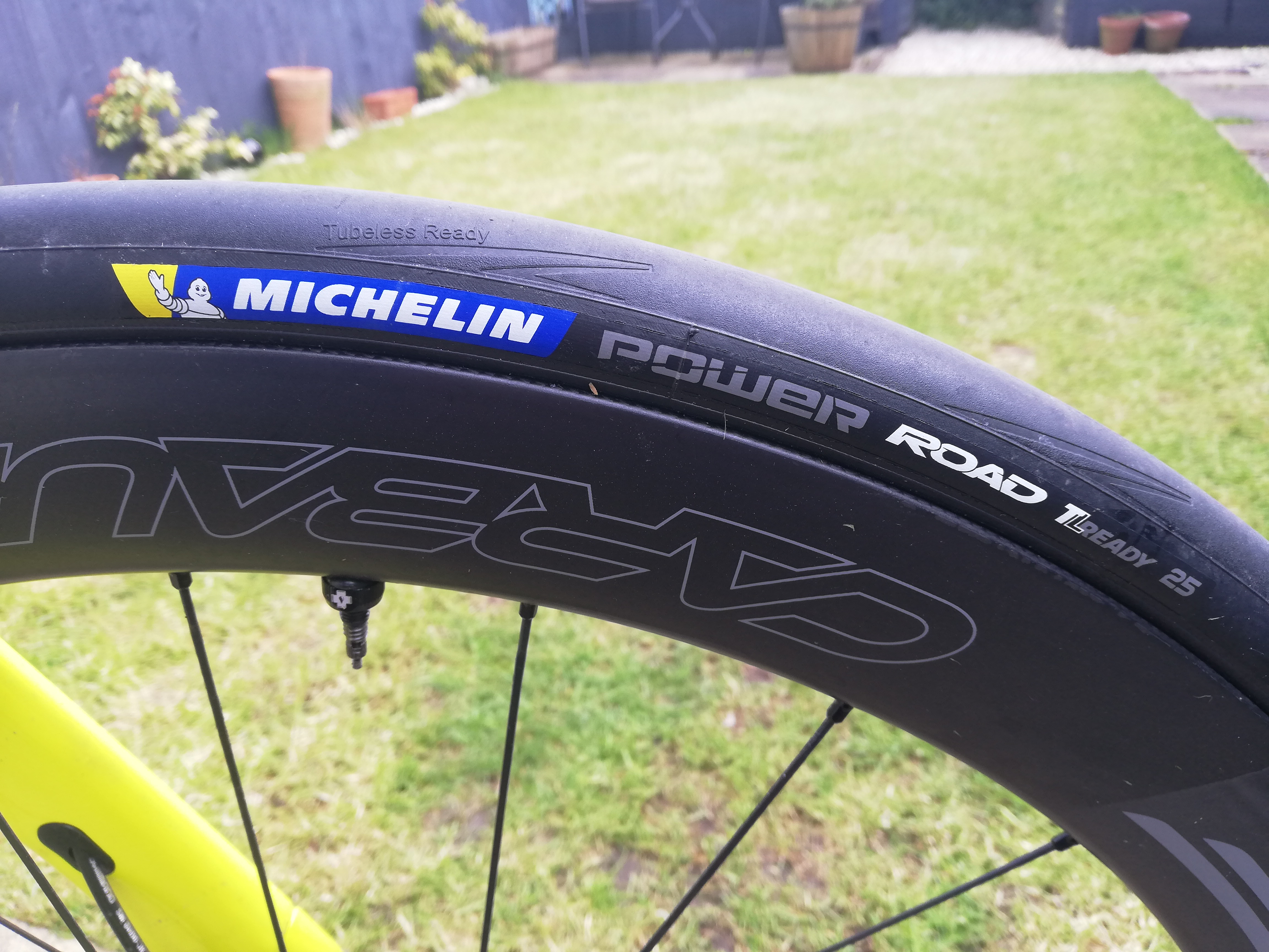 michelin road bike tyres
