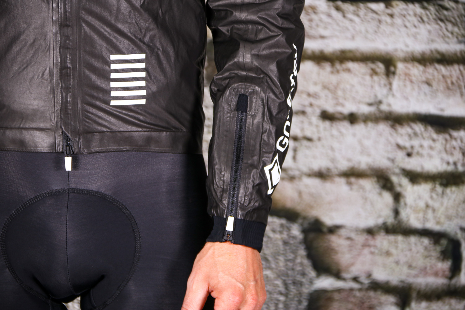 Review Rapha Pro Team Insulated GoreTex Jacket road.cc