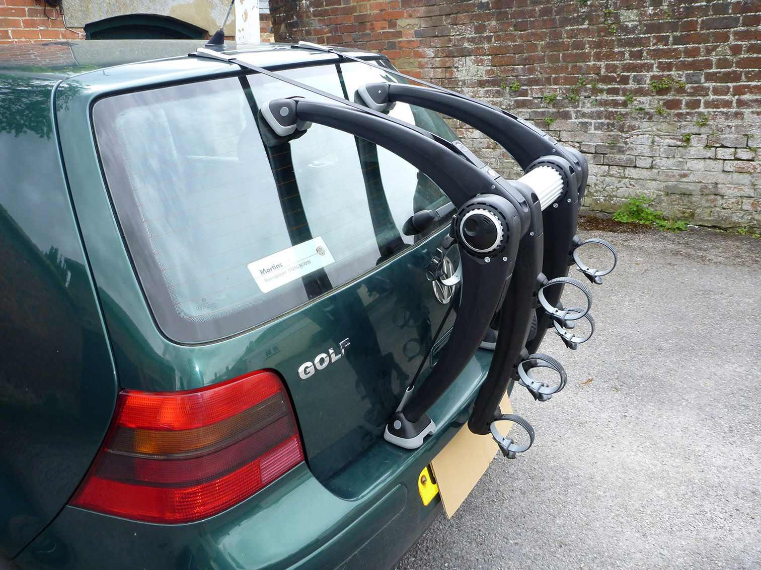 saris bike trunk bones rack