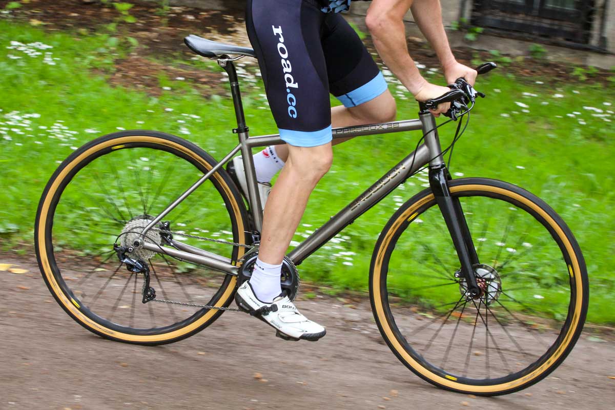 flat bar gravel bike