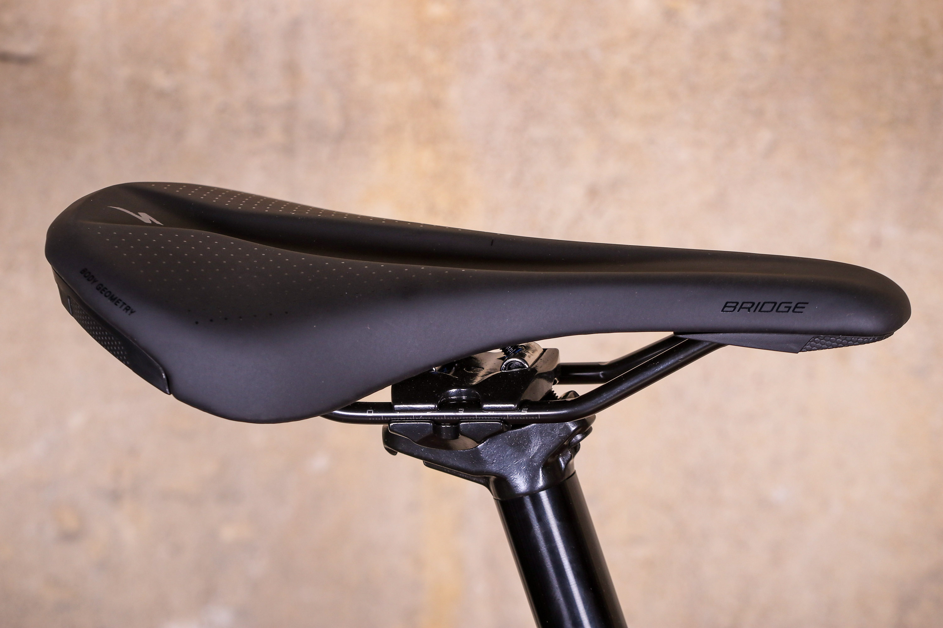 specialised bridge saddle