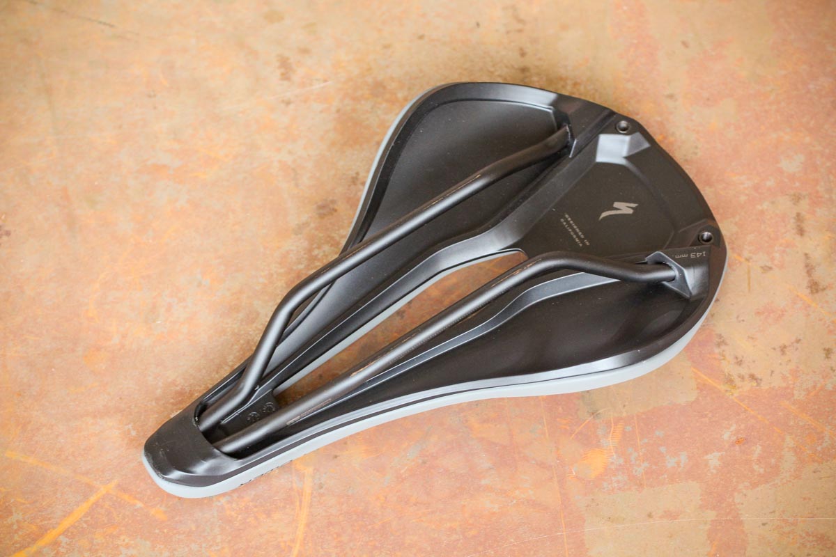 specialized body geometry power saddle