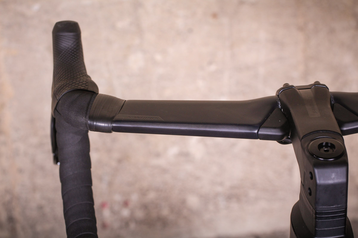 specialized integrated handlebar