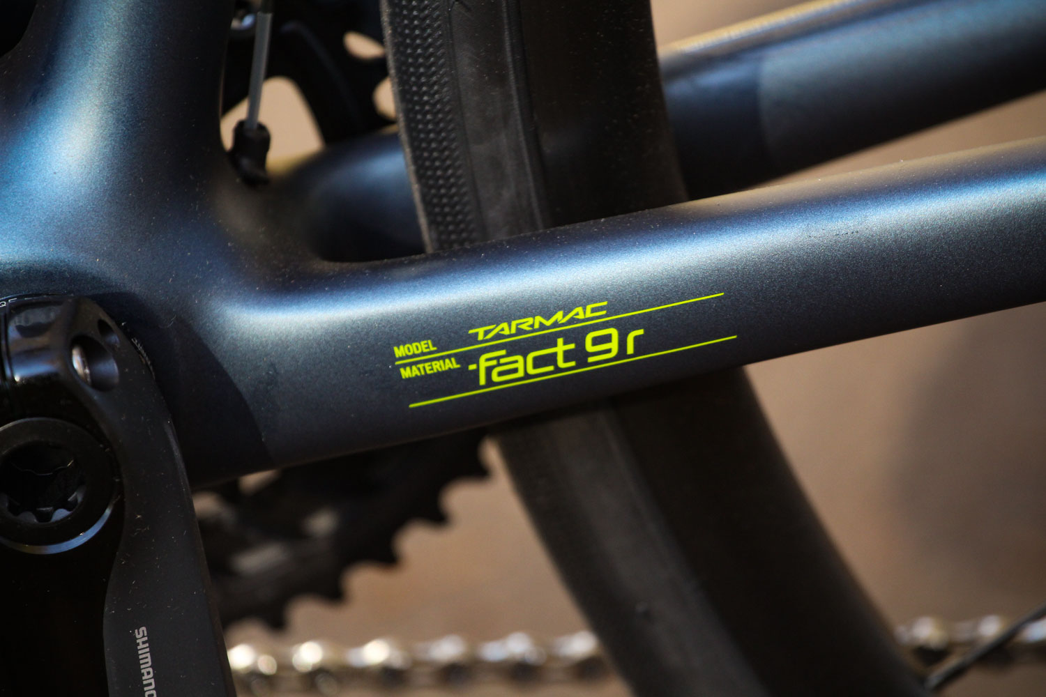 tarmac fact 9r