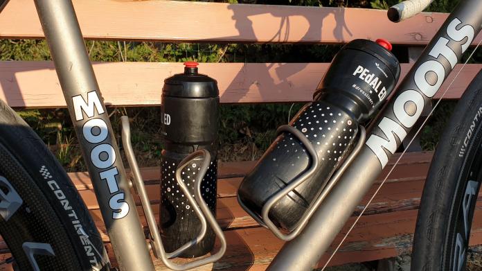 short bike water bottle