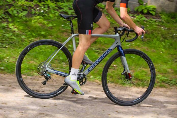 cyclocross vs endurance bike