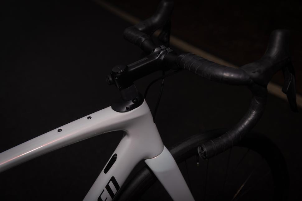 Specialized unveils Roubaix SL8, the fastest, lightest and