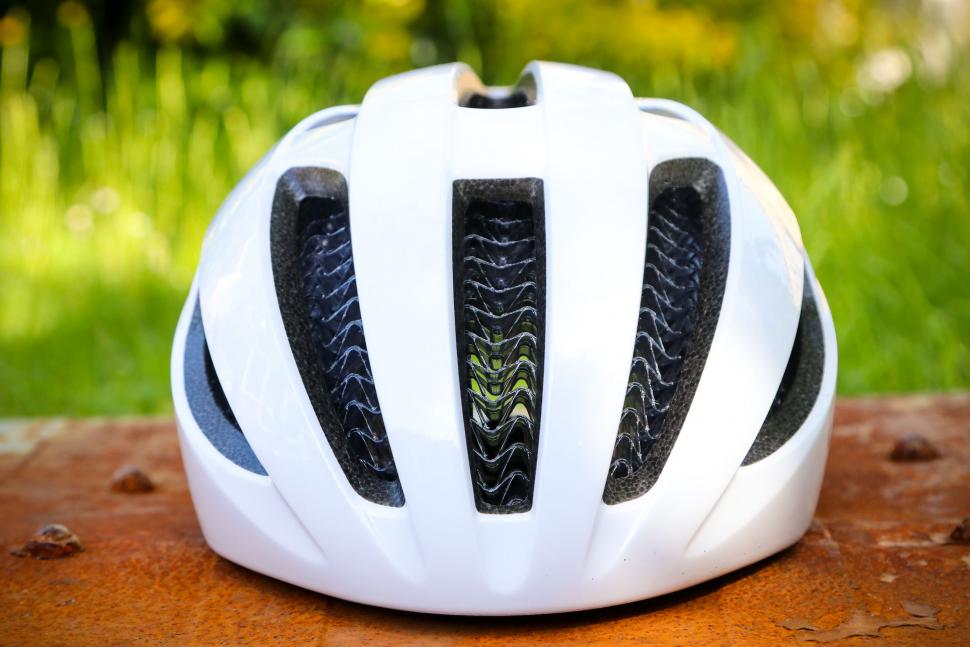 Review: Bontrager Starvos WaveCel Helmet | road.cc