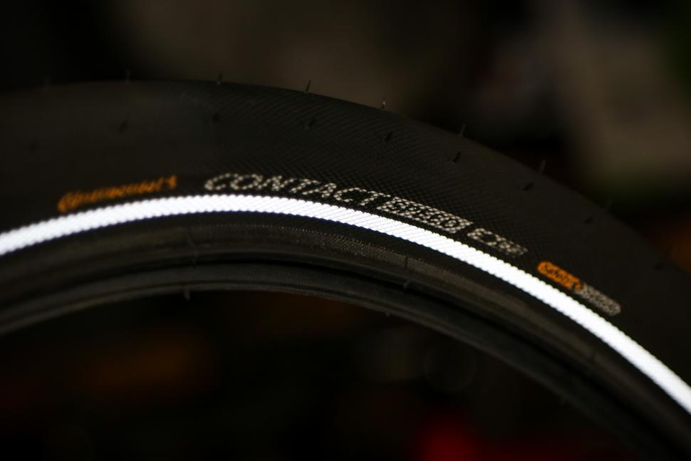 Black Continental Contact Speed 700 X 35/37C Tire 