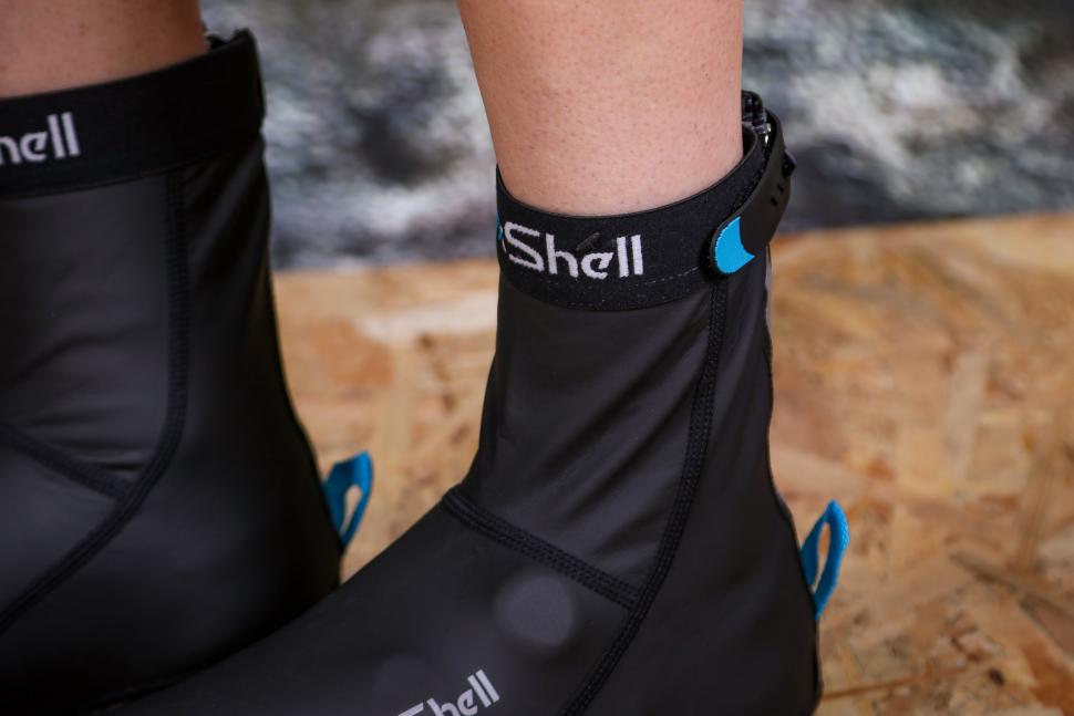Review: DexShell Light Weight Overshoes | road.cc