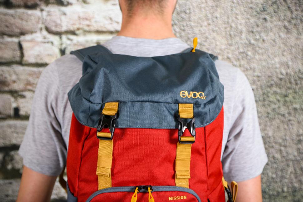 Review: Evoc Mission Backpack | road.cc