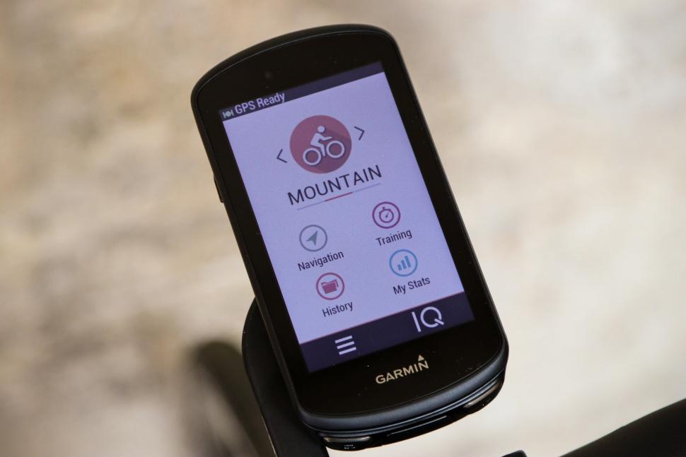 Garmin Edge 1030 - 20 Hours of battery life and a serious software update  [Review] - Mantel