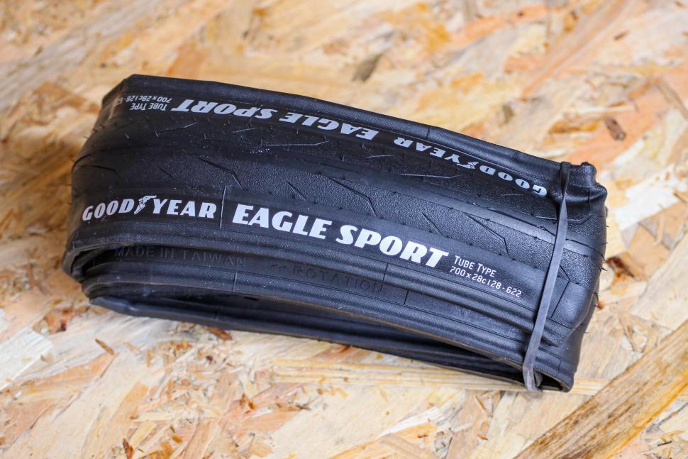 Review Goodyear Eagle Sport Clincher Tyre Road Cc
