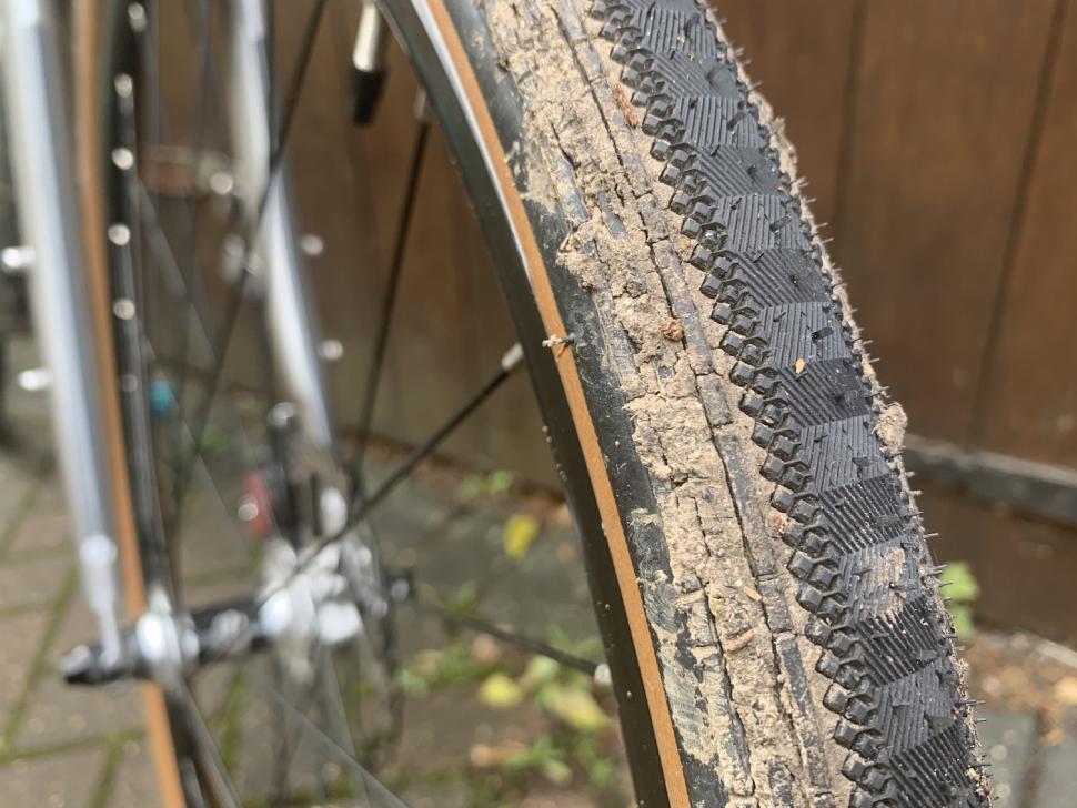 26 gravel tires