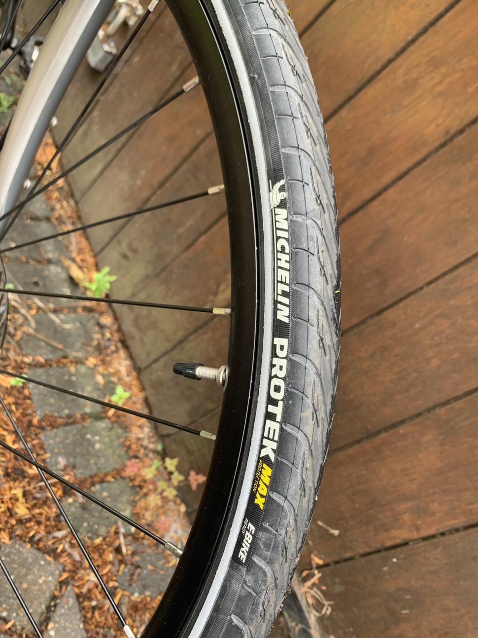 michelin protek bicycle tire