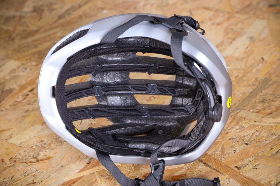 Review: Scott Centric Plus Helmet | road.cc
