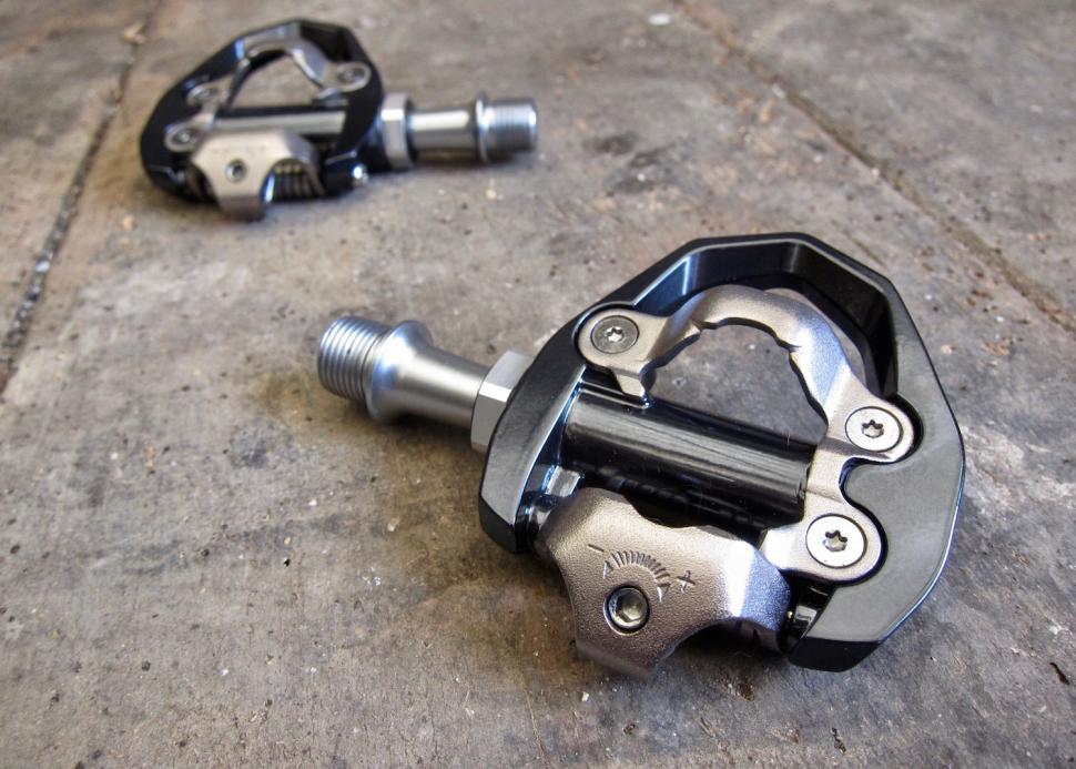 shimano spd single sided pedals