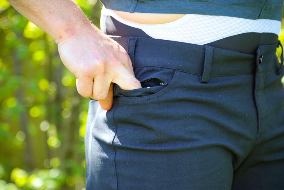 Review: Specialized RBX Adventure Over-Shorts | road.cc
