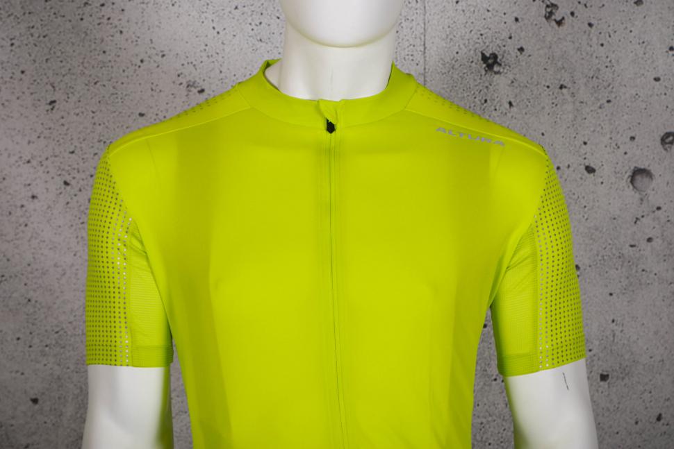 Size Medium 5034948136700 Lime Altura Altura Nightvision Short Sleeve Cycling Jersey 