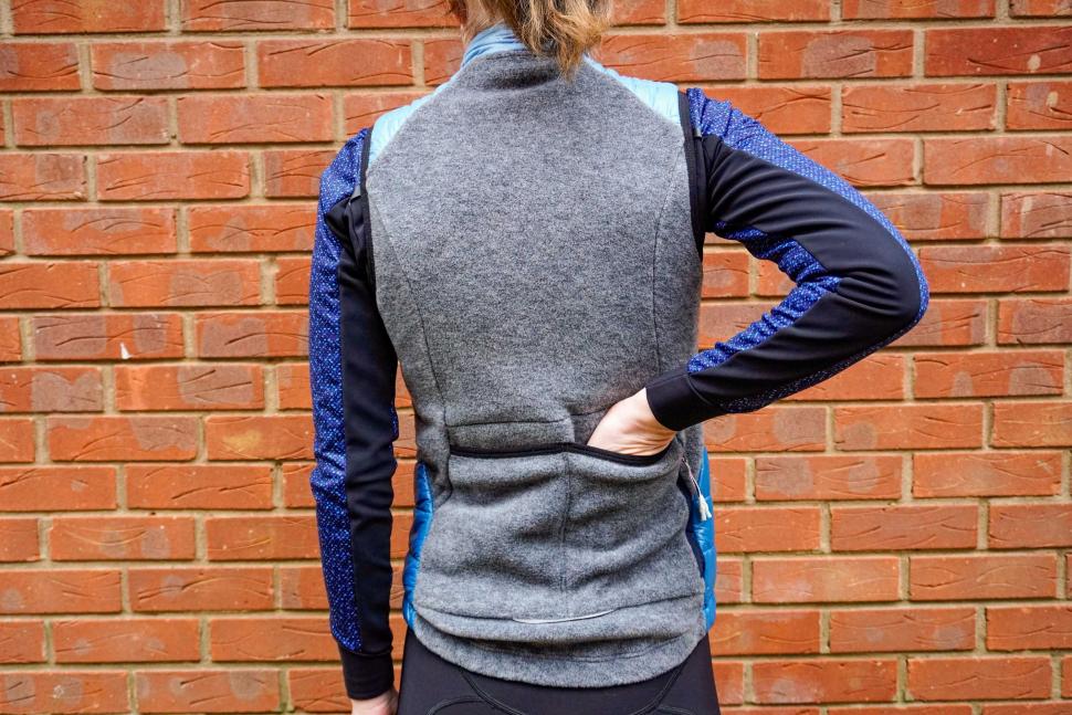 Review: Cafe Du Cycliste Women's Albertine thermal gilet | road.cc