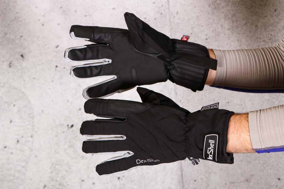 Review: DexShell Ultra Weather Winter Gloves | road.cc