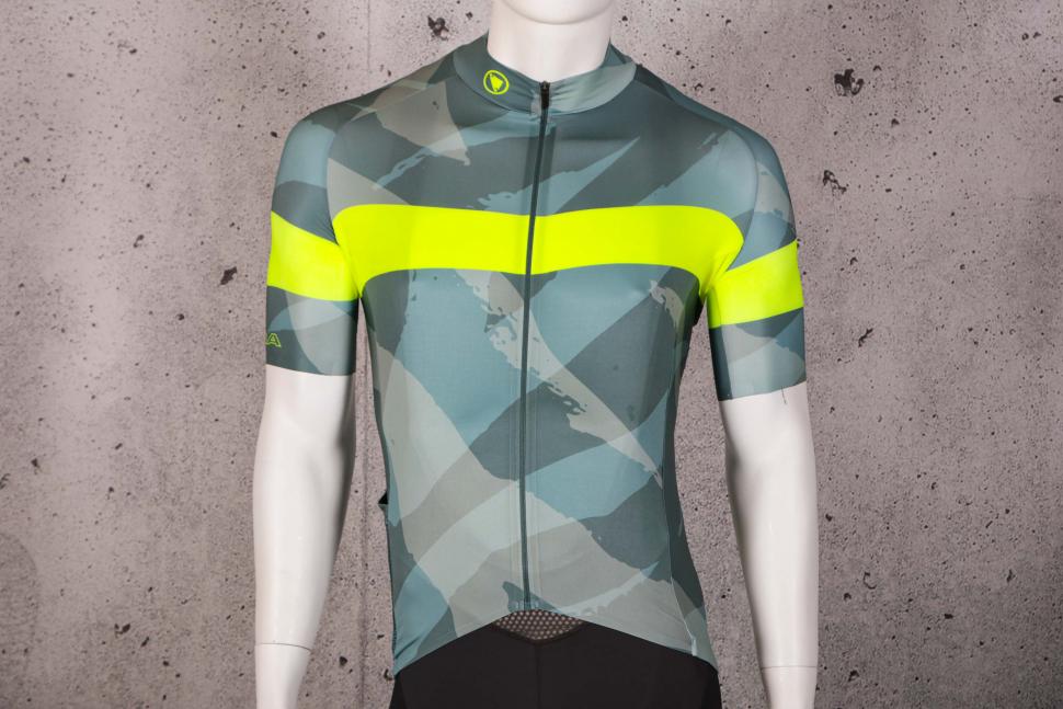Review: Endura Canimal Short Sleeved Jersey | road.cc