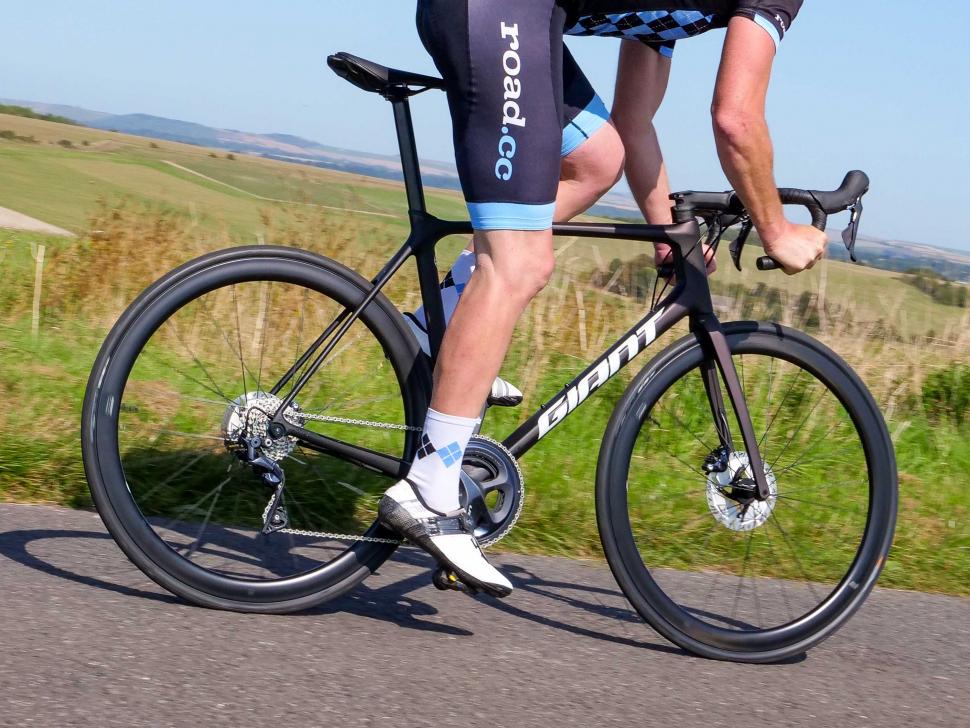 Review: Giant TCR Advanced Pro 1 Disc 2021 | road.cc
