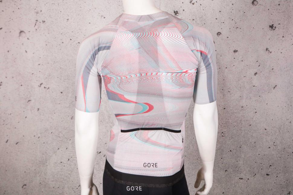 Review: Gore Chase Jersey Men's | road.cc