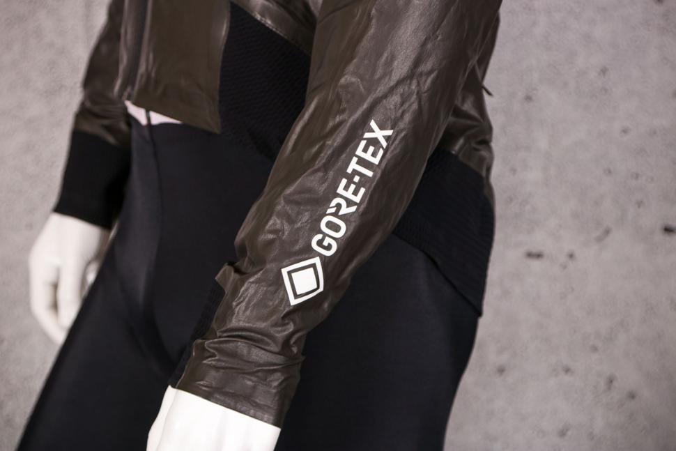 Review: Gore Race Shakedry Jacket | road.cc