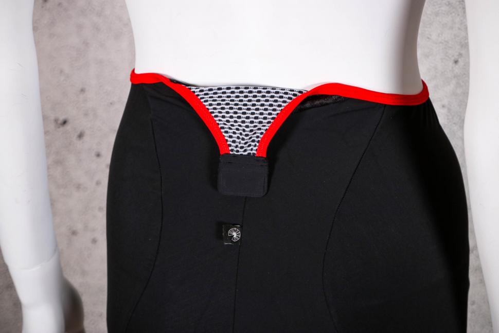 Review: Iris Signature Bib Short III | road.cc