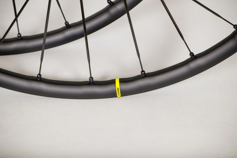 Mavic best sale gravel wheels