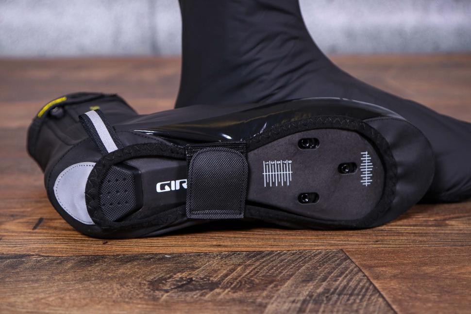 giro proof overshoes