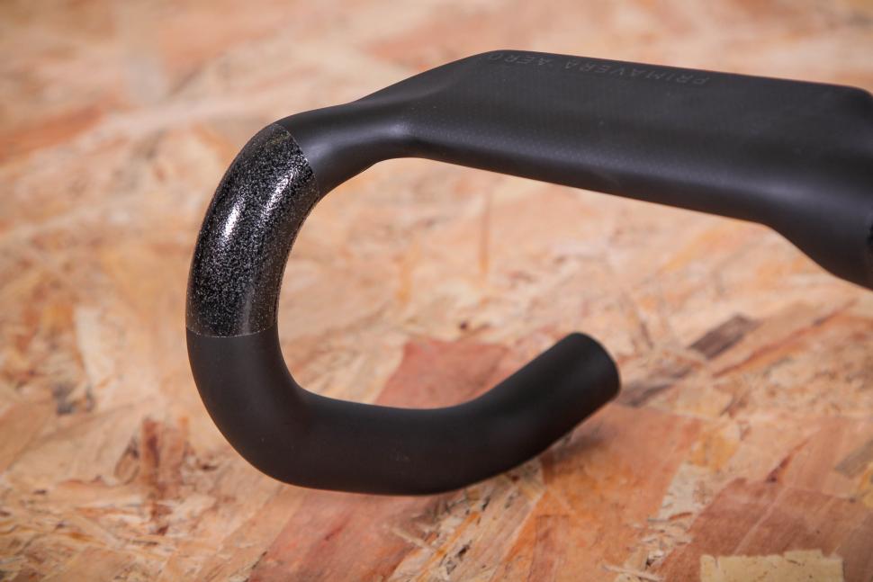 Aero best sale carbon handlebars