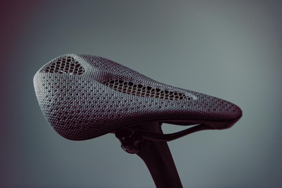 specialized 3d printed saddle