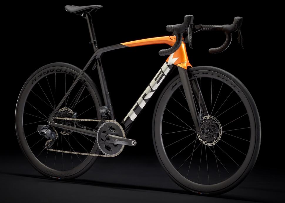 All new Emonda gets aero to become Trek s fastest climbing bike ever and it s disc brake only road.cc