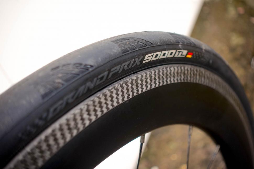 Review: VeloElite Carbon 240 50mm rim brake wheels | road.cc
