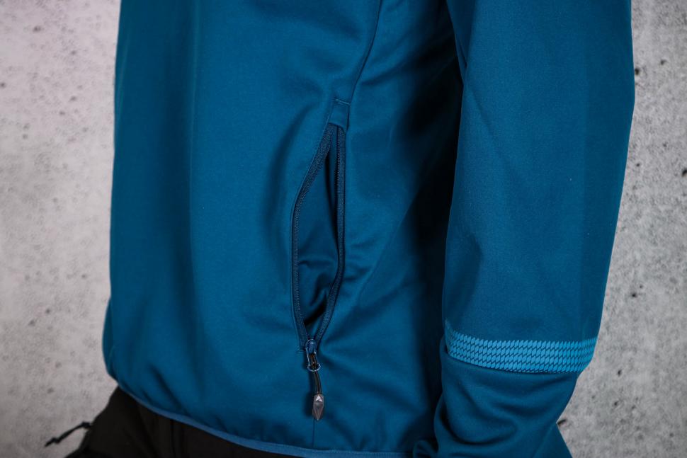 2022 Altura Grid Men's Waterproof Half Zip Softshell Hoodie - zipped pocket.jpg