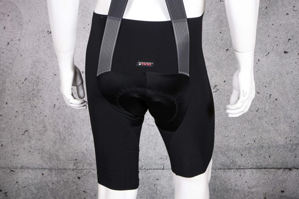 売上割引新品 ASSOS EQUIPE RSR BIB SHORTS SUPERLEGER S9 Sサイズ ブラック アソス エキップ RSR ビブ ショーツ スーパーレジェラ 夏用 Rapha Sサイズ